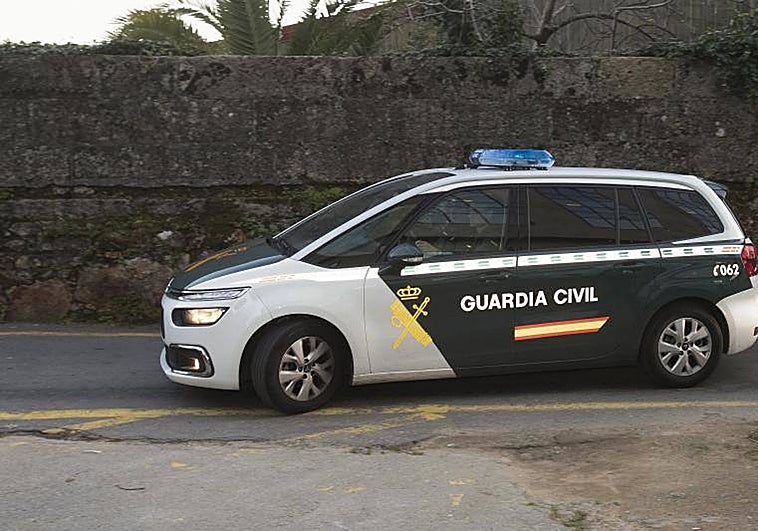 Hallan el cadáver de una mujer en una playa de Cervo sin signos de violencia