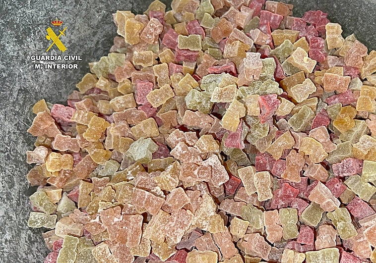 Desmantelan en Barcelona un laboratorio clandestino que elaboraba ositos de gominola de marihuana