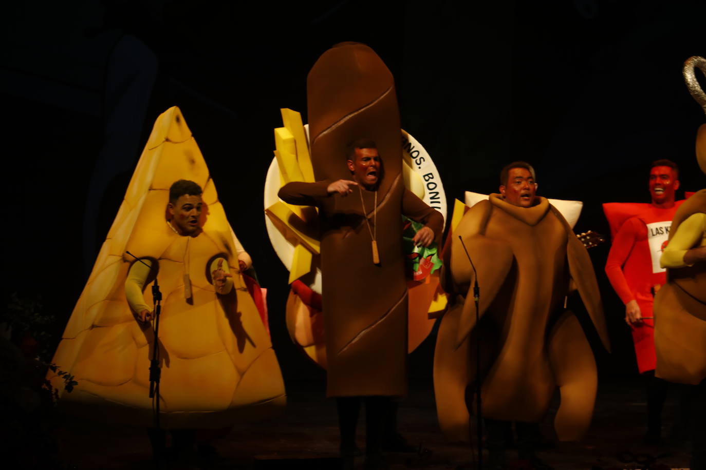 La espectacular final del Concurso del Carnaval de Córdoba, en imágenes