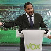 Vox culpa al sistema autonómico y a la inmigración irregular de la situación de la sanidad