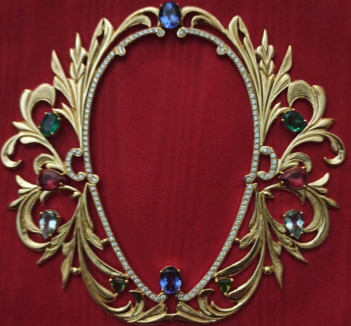 El nuevo rostrillo para el Lignum Crucis de la Vera-Cruz