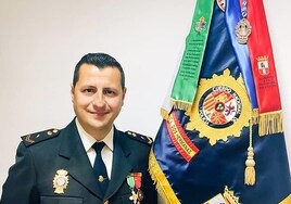 La hermandad del Rocío de Montequinto nombra pregonero al policía nacional Daniel Perea Vázquez