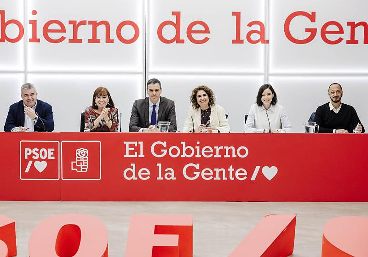El PSOE reprocha a Podemos su actitud con el solo sí es sí: «Hay comentarios que no contribuyen a cuidar la coalición»