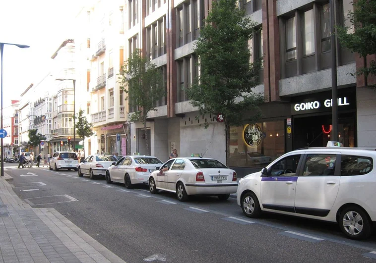 Los taxis de Valladolid inician su huelga: 60 coches en servicio durante el día y diez por la noche para toda la ciudad