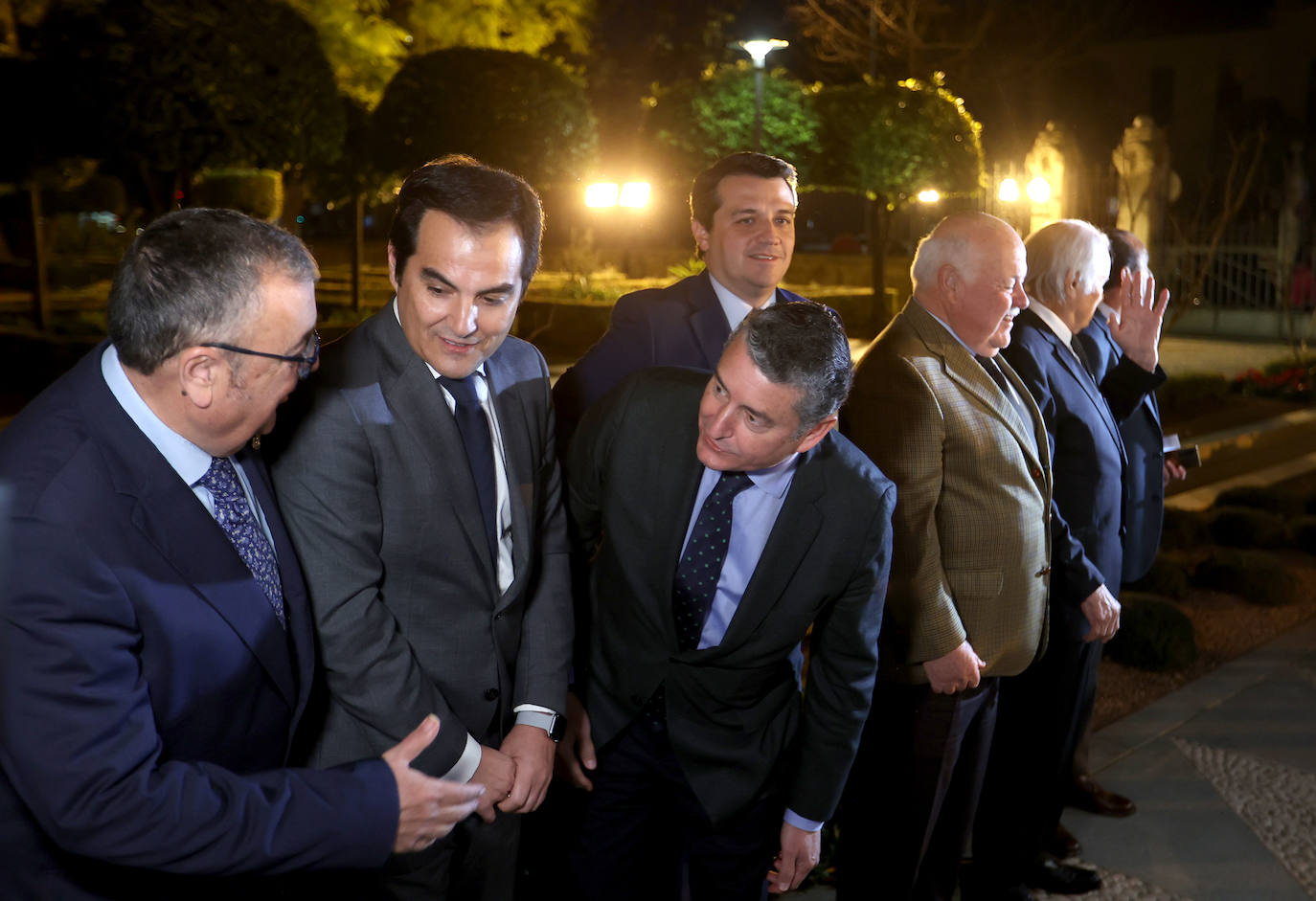 El emotivo homenaje a El Cordobés, en imágenes