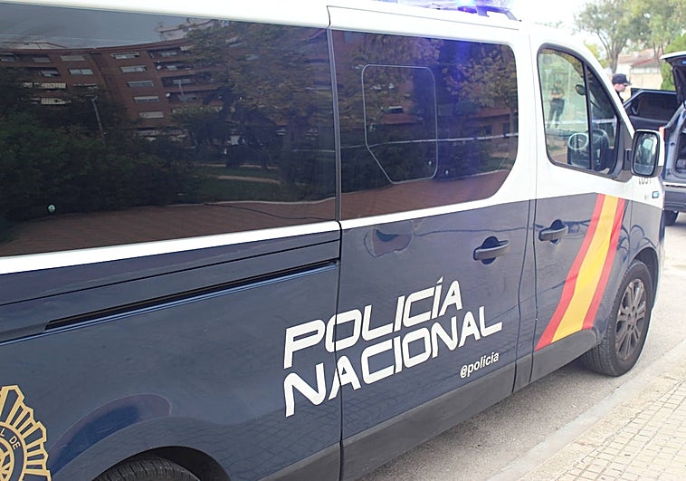 La Policía Nacional detiene en Manises a un hombre tras atracar dos veces en el mismo un hotel y en una gasolinera