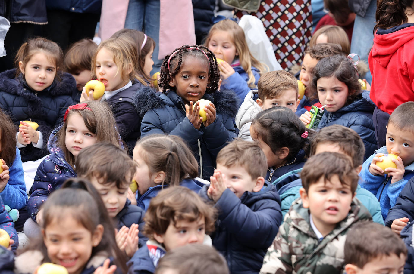 La marcha escolar por el Día del Niño con Cáncer en Córdoba, en imágenes