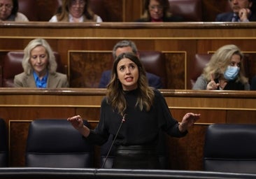 Podemos acorrala al PSOE con el 'sí es sí' y multiplica su ofensiva