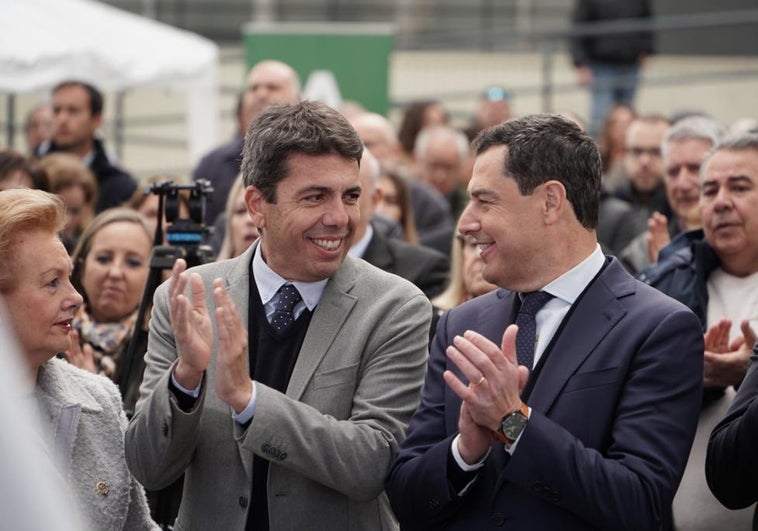 Mazón alaba el modelo de Moreno en Andalucía y apuesta por «iniciativas propias» para la Comunidad Valenciana