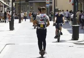 Nueva ordenanza de Movilidad en Córdoba | Estas son las multas que te pueden poner si vas en patinete eléctrico