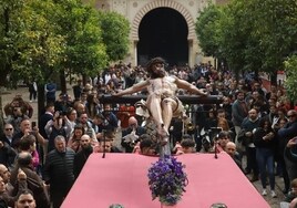 La bendición del nuevo Cristo de la Piedad de Córdoba, en imágenes