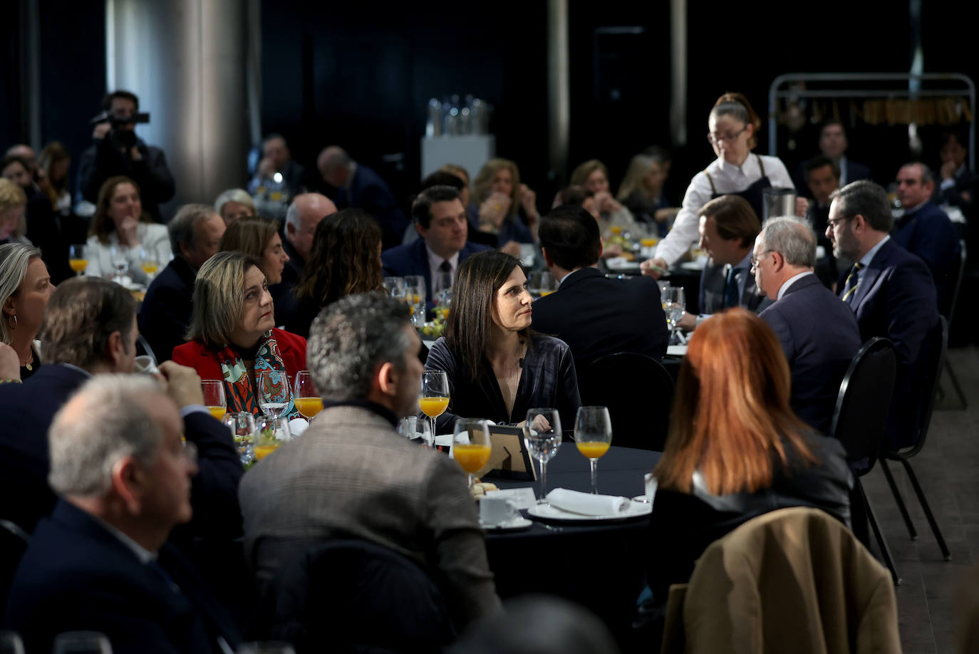 Las mejores imágenes de la conferencia de la consejera de Empleo de la Junta de Andalucía