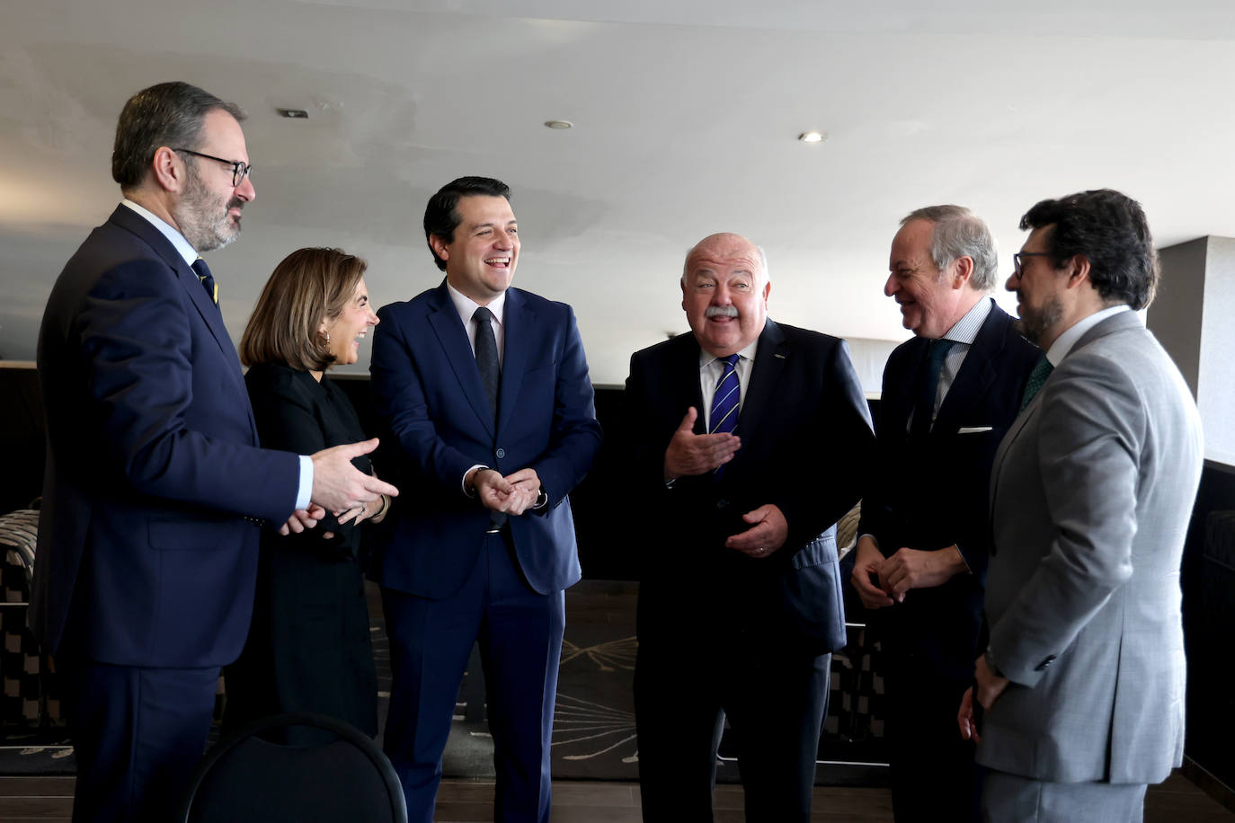 Las mejores imágenes de la conferencia de la consejera de Empleo de la Junta de Andalucía