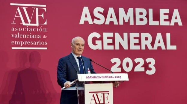 Narciso Michavila, presidente de GAD3, durante su intervención en la asamblea de AVE