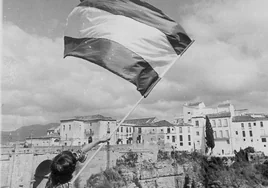 Málaga 1977 : el día de la blanca y verde que se tiñó de rojo y negro