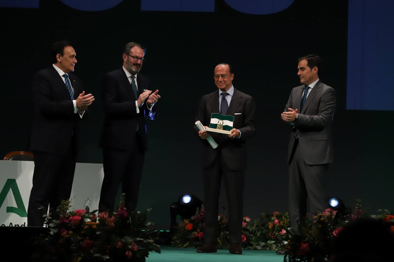 La entrega de las Banderas de Andalucía en Córdoba, en imágenes