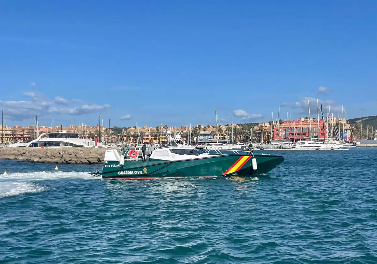 La patrullera Río Flumen en las aguas de Algeciras