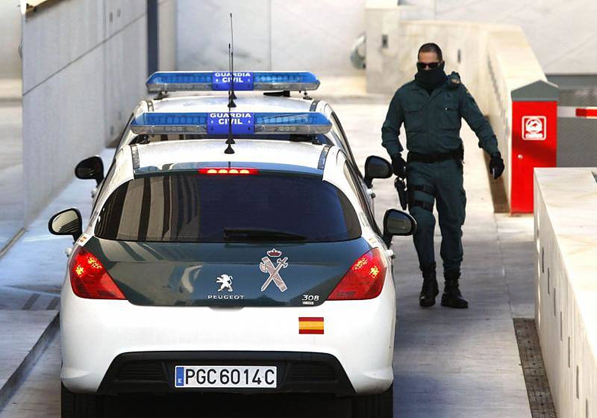 Un coche de la Guardia Civil, en una imagen de archivo