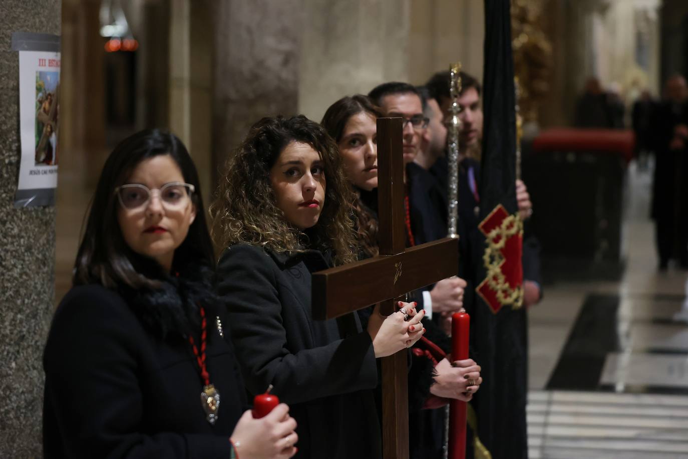 El Vía Crucis de las cofradías con Jesús del Buen Suceso de Córdoba, en imágenes