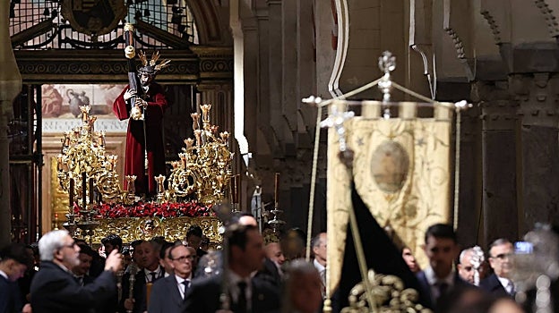 El Señor del Buen Suceso, en el interior de la Catedral, este sábado
