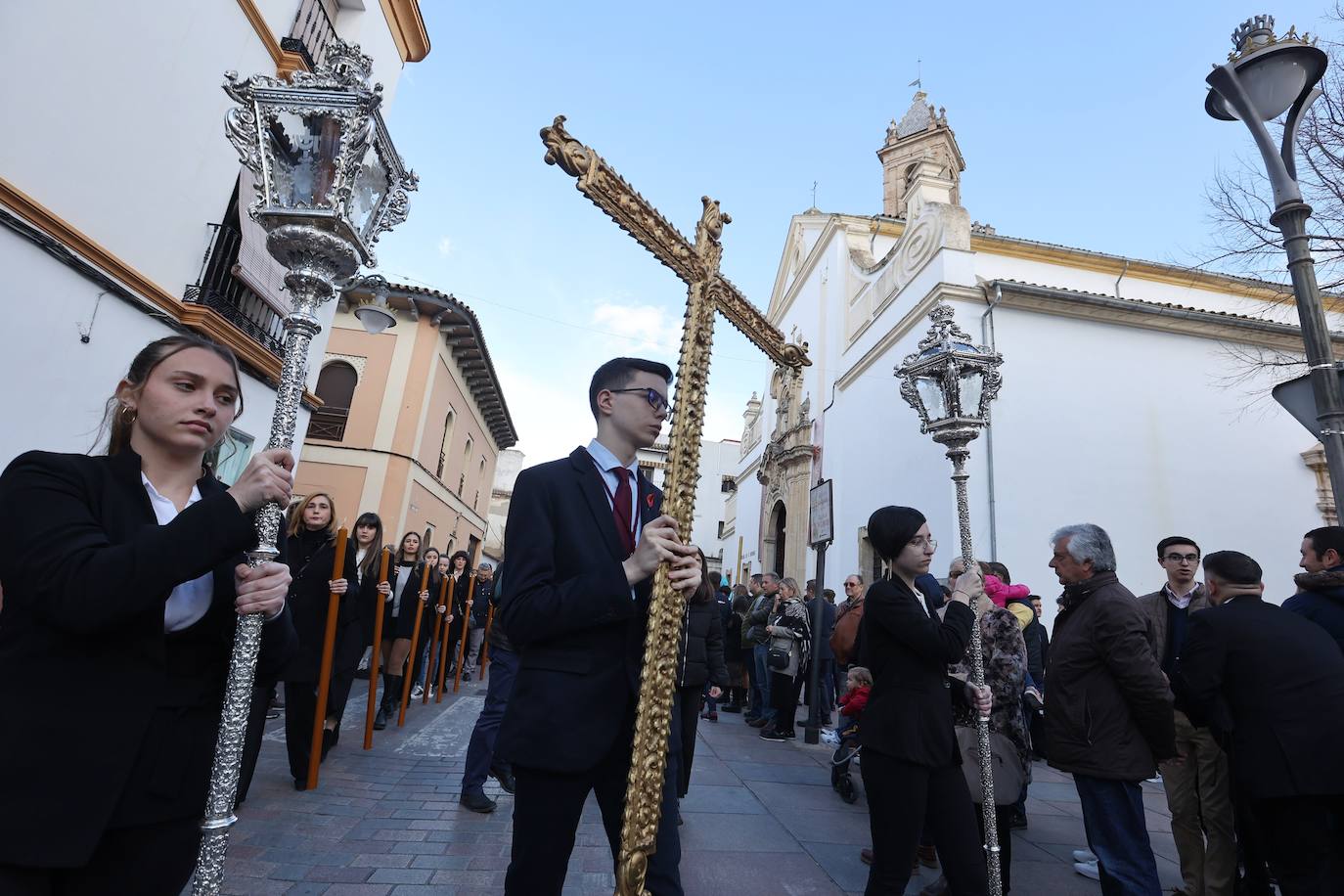 El elegante traslado del Señor del Buen Suceso a la Catedral de Córdoba, en imágenes