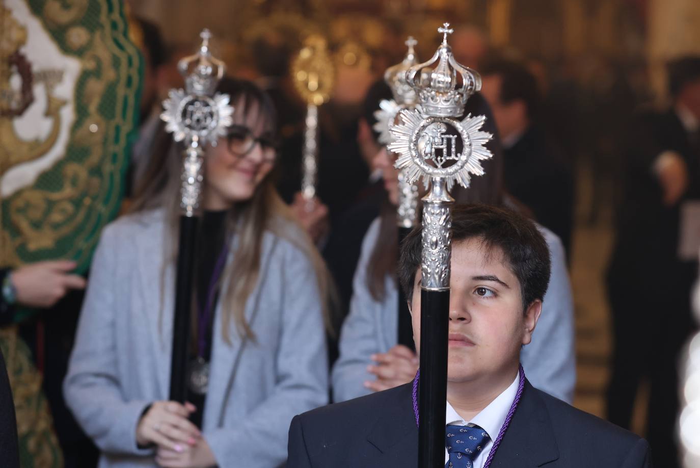 El elegante traslado del Señor del Buen Suceso a la Catedral de Córdoba, en imágenes