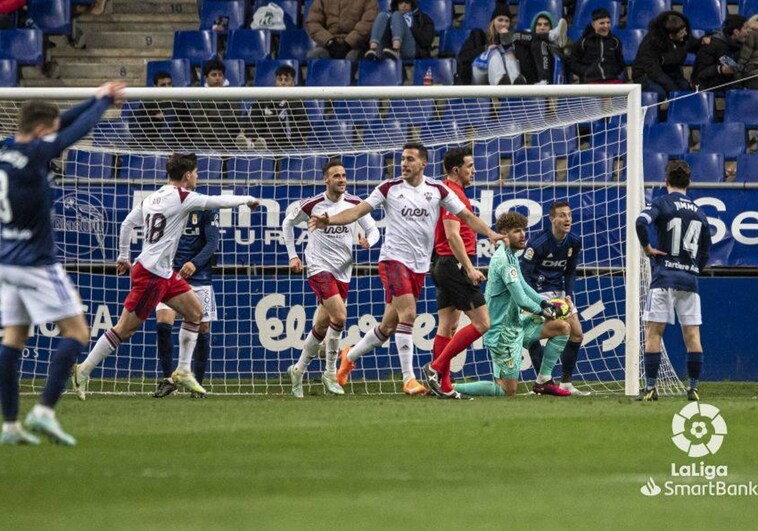 1-1: El Albacete se trae un punto de Oviedo y sigue en el 'play off'