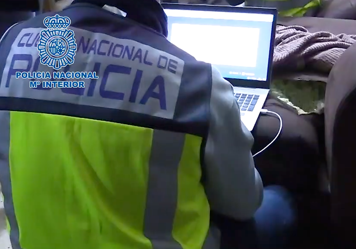 La Policía Nacional hizo copias de la información de los ordenadores