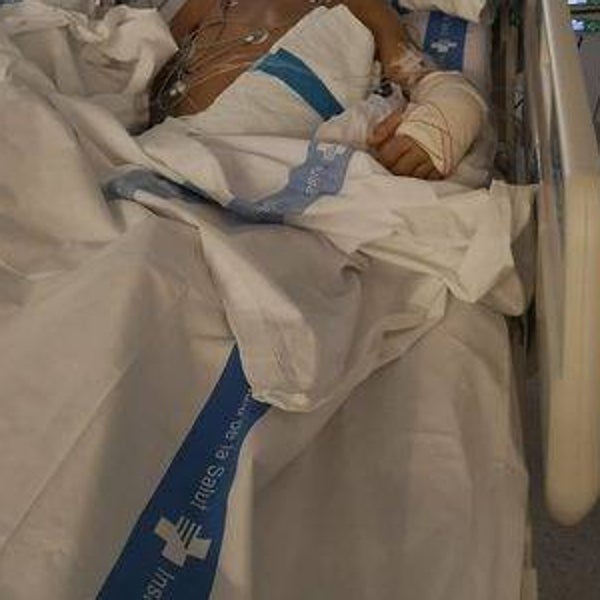 Hospitalizado un menor en Tarragona tras tirarse por el balcón al sufrir acoso en el colegio