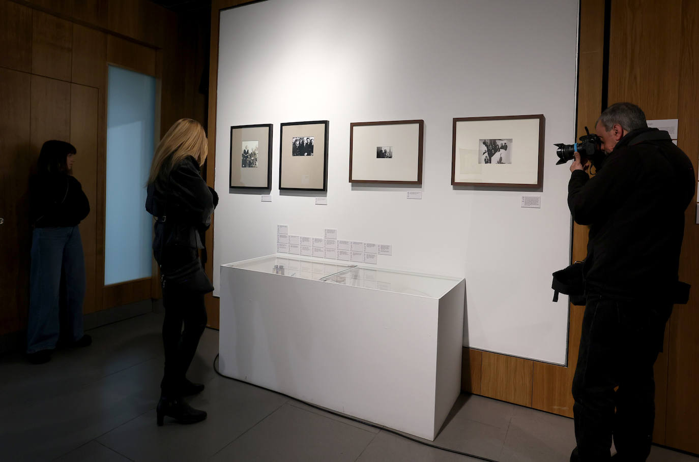 La exposición &#039;Escrito por mujeres&#039; en Córdoba, en imágenes