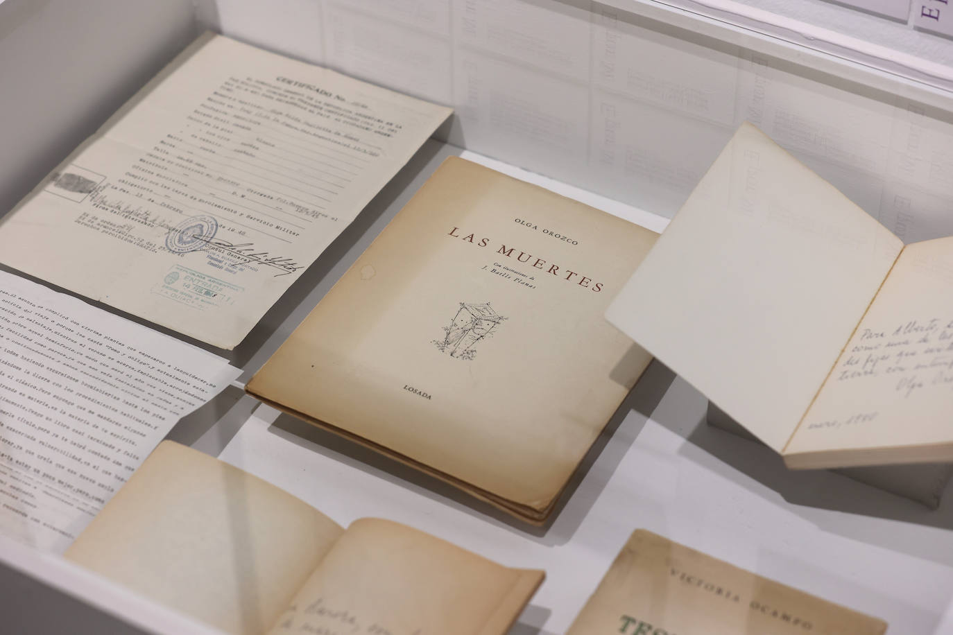 La exposición &#039;Escrito por mujeres&#039; en Córdoba, en imágenes