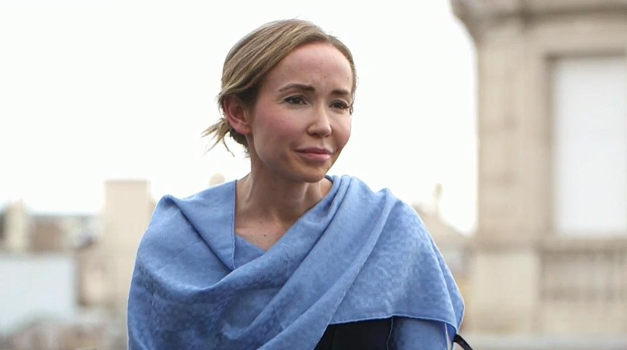 Angela Dobrowolski, exmujer de Mainat