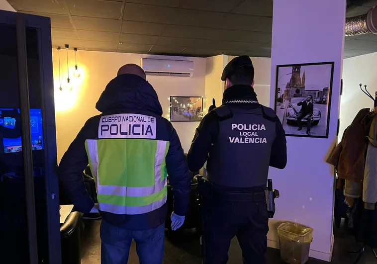 Cinco detenidos por suministrar hasta once variedades de marihuana en una asociación cannábica de Valencia