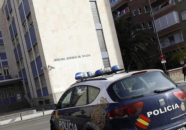 Detenido un hombre por el asesinato de una mujer en presencia de su hijo de seis años en Zaragoza