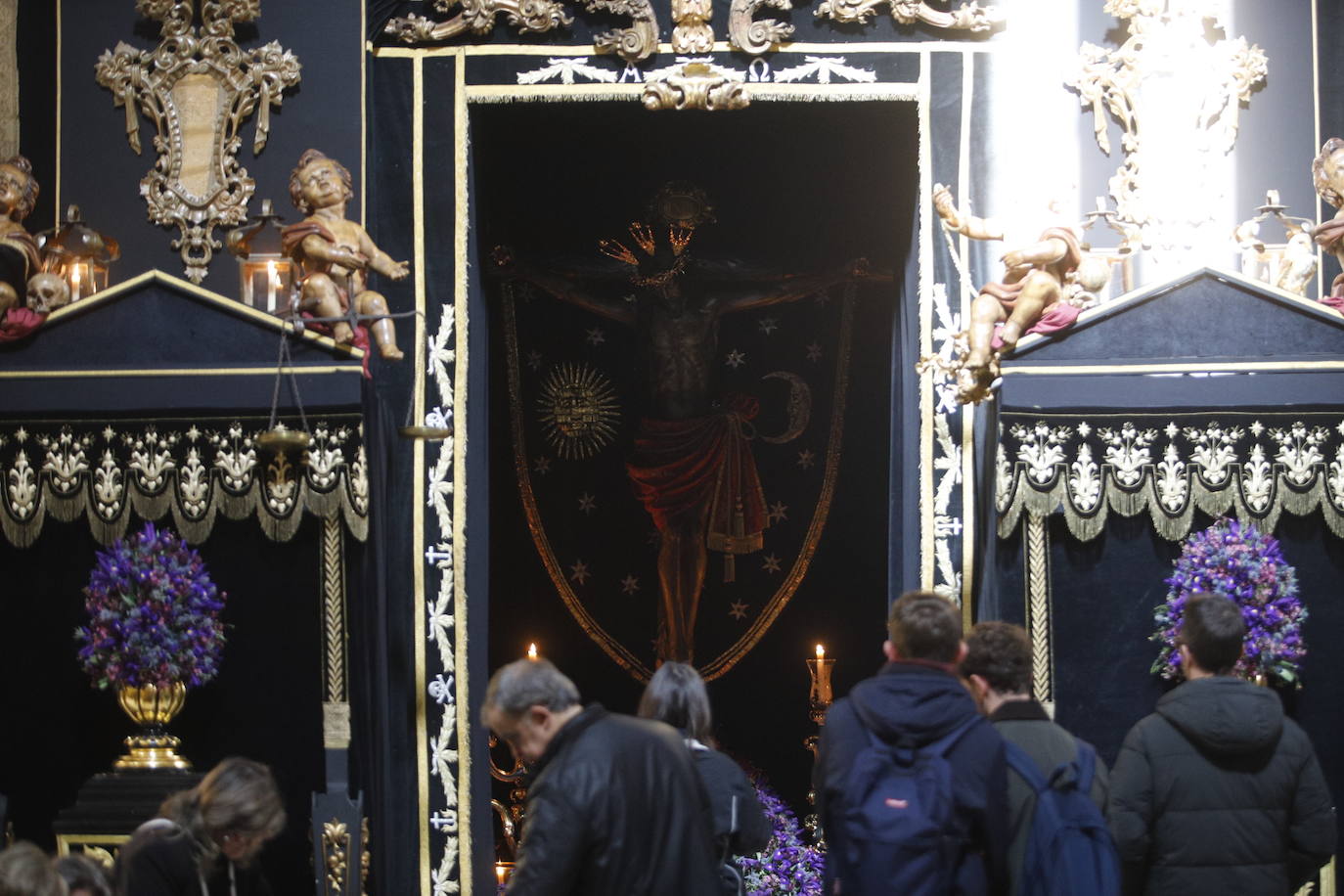 Las veneraciones del primer viernes de marzo en Córdoba, en imágenes