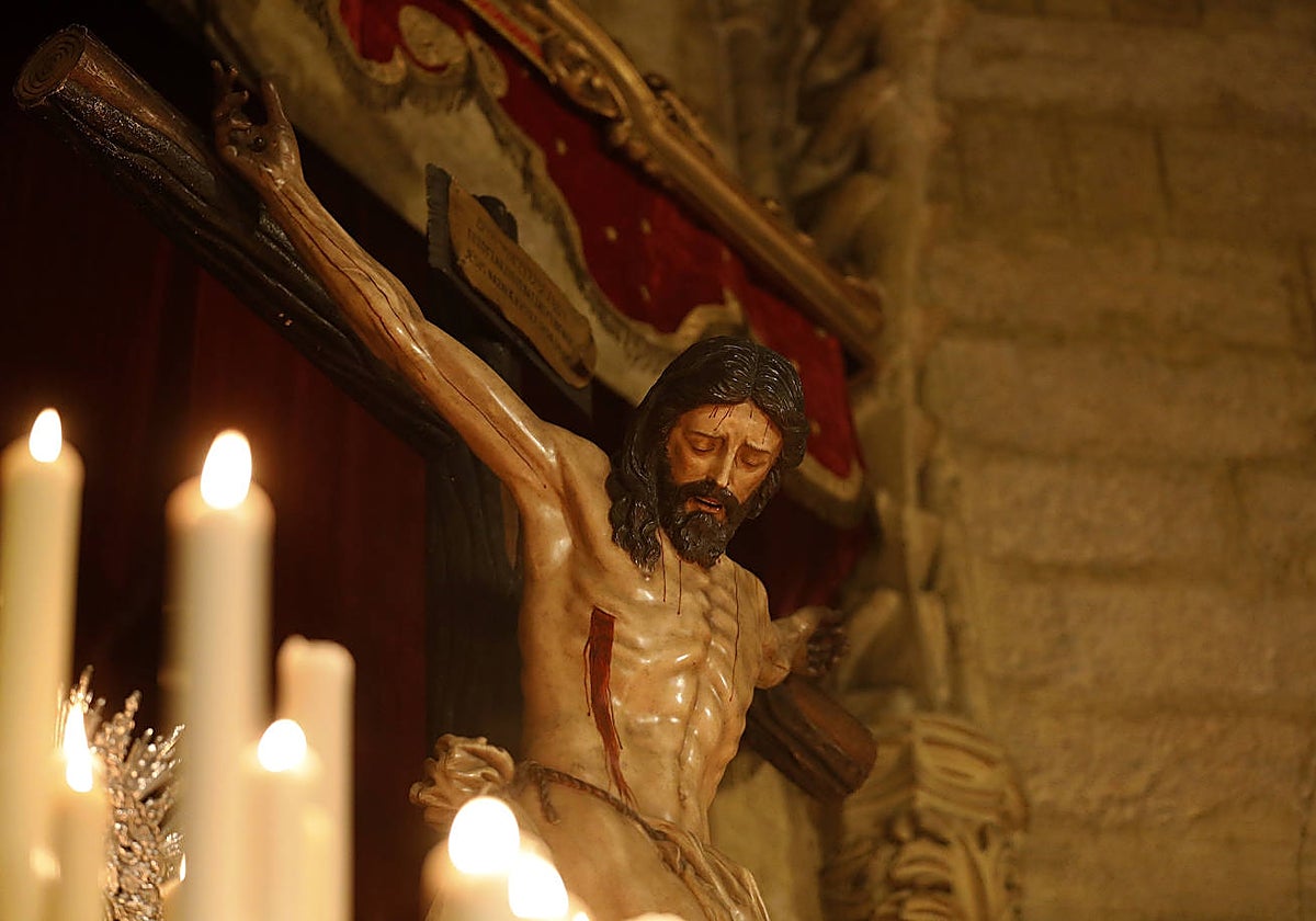 El Cristo de la Buena Muerte, en el altar de cultos de 2021