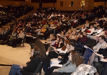 La UCLM encara el 8M con mayoría de mujeres en sus aulas y actividades en todos los campus y sedes