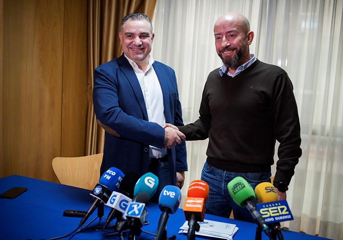 José Araújo (d) junto al secretario de organización de Ciudadanos Galicia, Laureano Bermejo, en 2019
