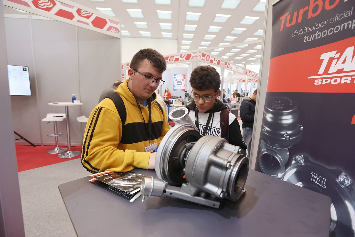 La Feria del Grupo Peña en Córdoba y el estreno del CEFCC, en imágenes