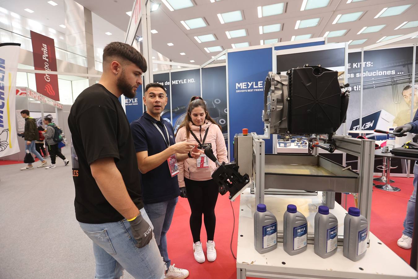 La Feria del Grupo Peña en Córdoba y el estreno del CEFCC, en imágenes