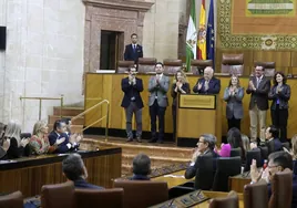 El Parlamento de Andalucía honra al feminismo con la ausencia, una vez más, de Vox