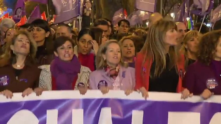 División entre los socios del Gobierno durante la manifestación del 8M