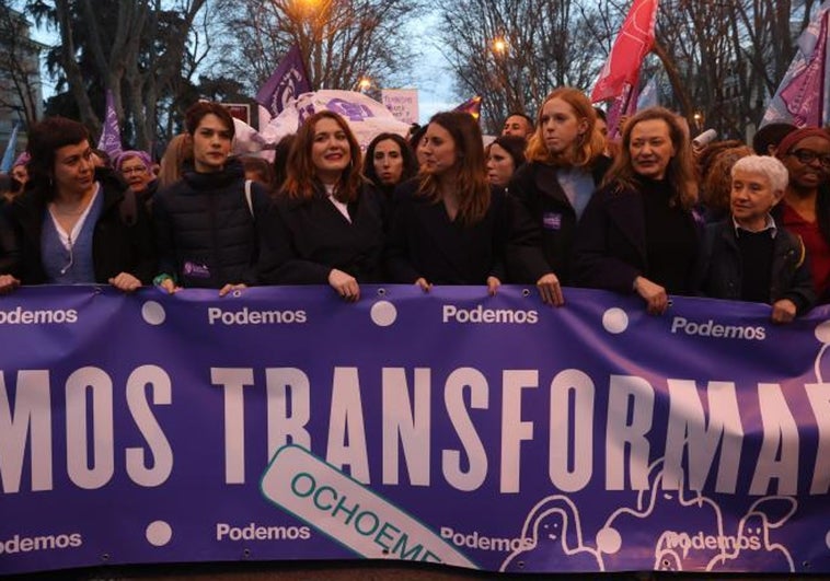 La guerra en el Gobierno hunde la manifestación del 8-M