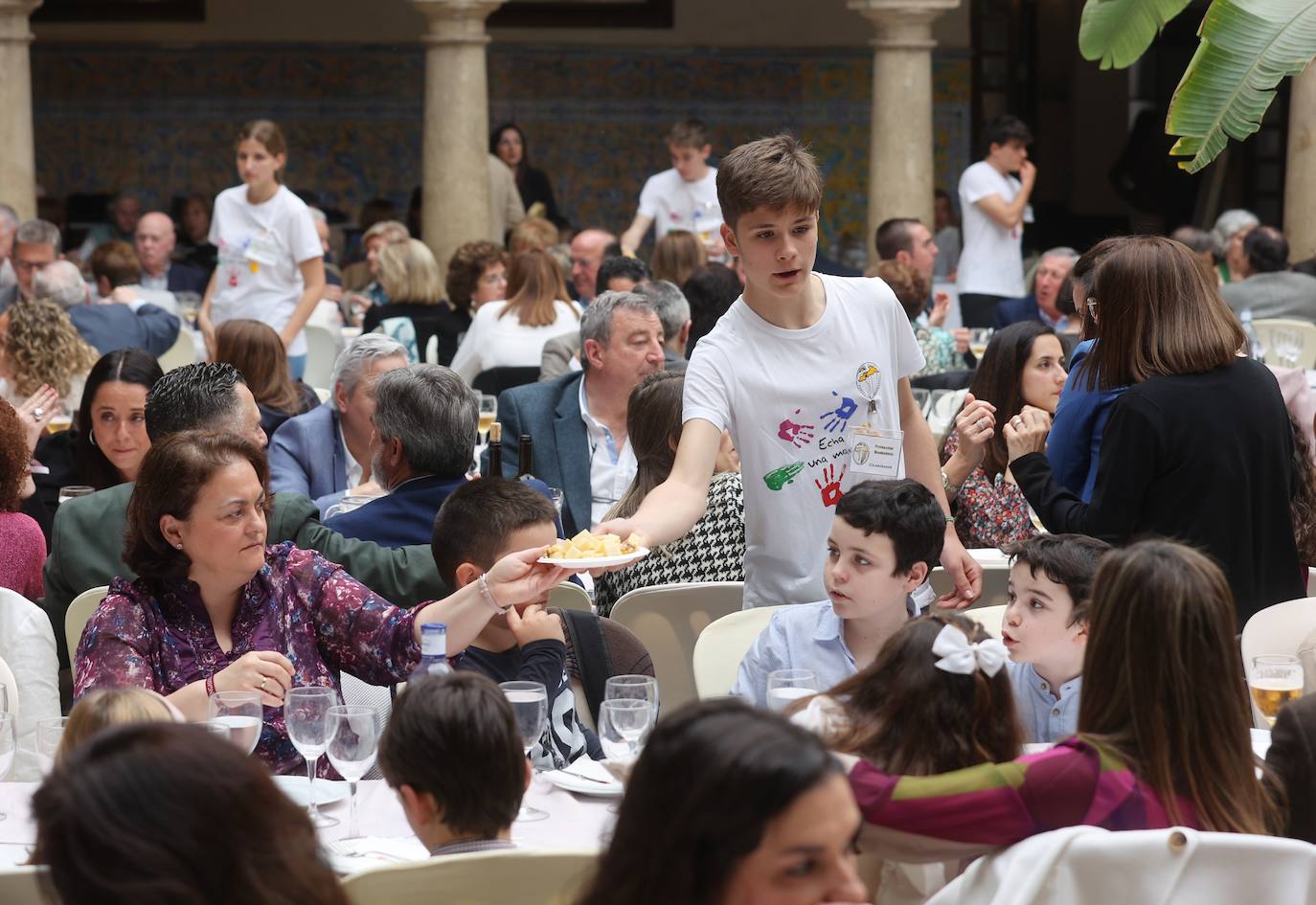 El almuerzo solidario de la Fundación Bangassou, en imágenes