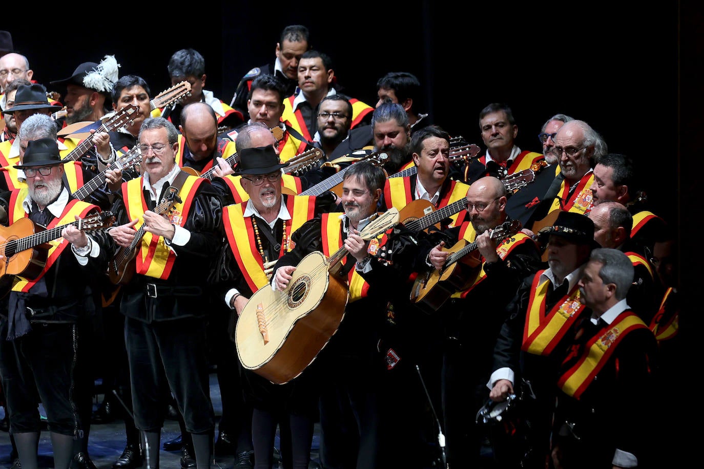 El concierto de Tuna España en el Gran Teatro de Córdoba, en imágenes