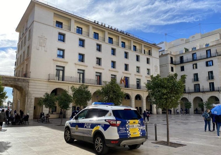 Piden cuatro años de cárcel para un hombre que prendió fuego un paraje natural en Benidorm