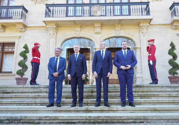Los presidentes del norte hacen frente común para presionar a Francia y acelerar la conexión del AVE