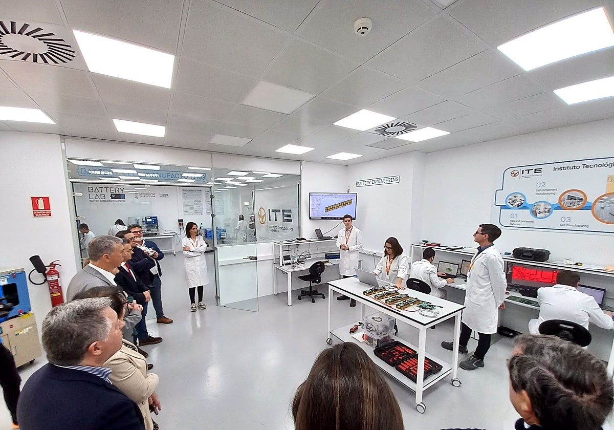 Imagen tomada durante la presentación del primer laboratorio de baterías de la Comunidad Valenciana