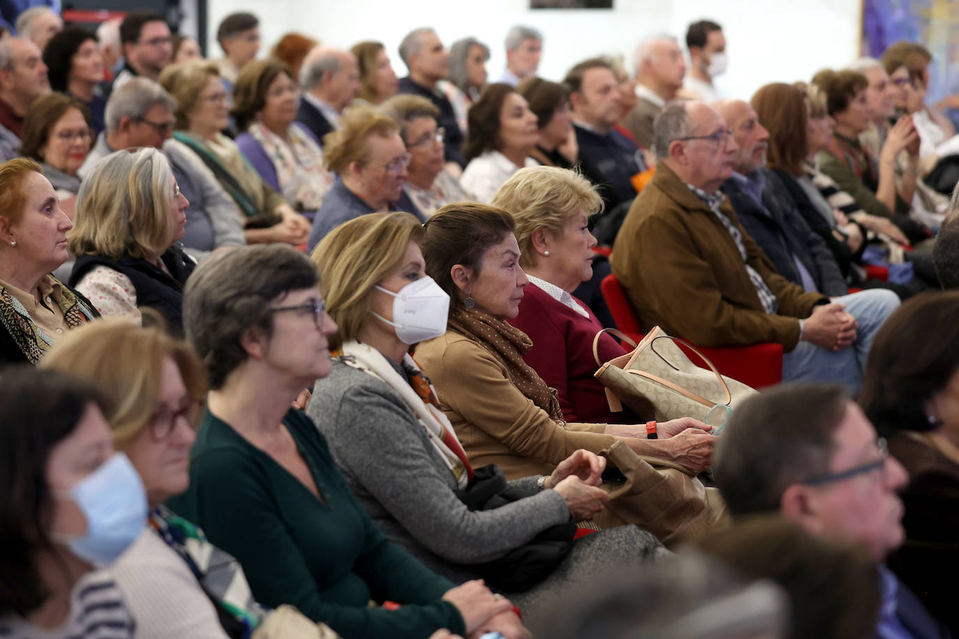 El Foro Cultural de ABC Córdoba con Juan Eslava Galán, en imágenes