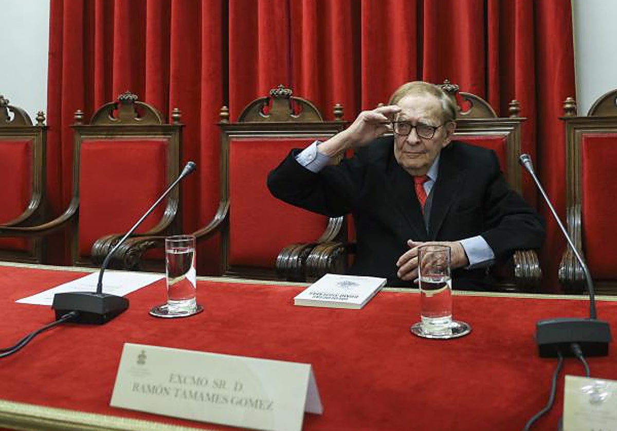 Ramón Tamames en la Real Academia de Ciencias Morales y Políticas